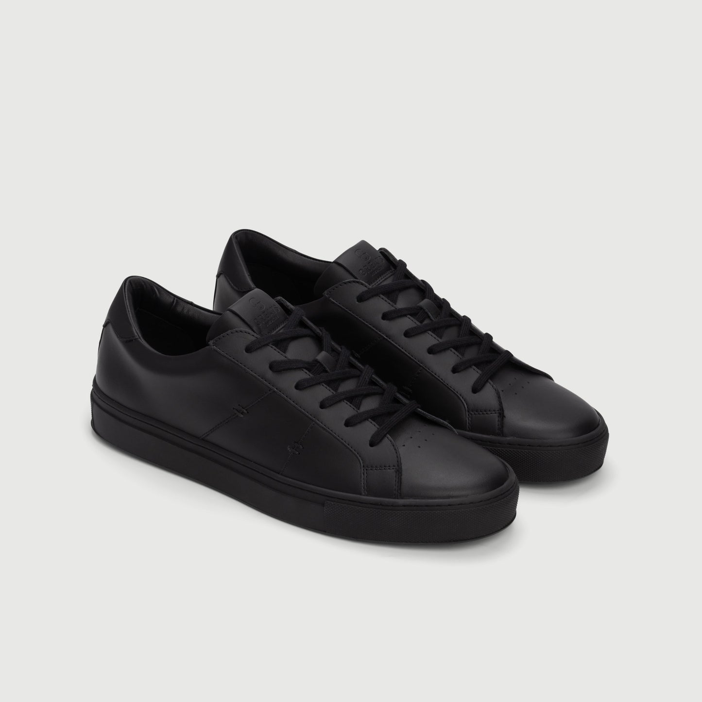 The Royale 2.0 - Triple Black